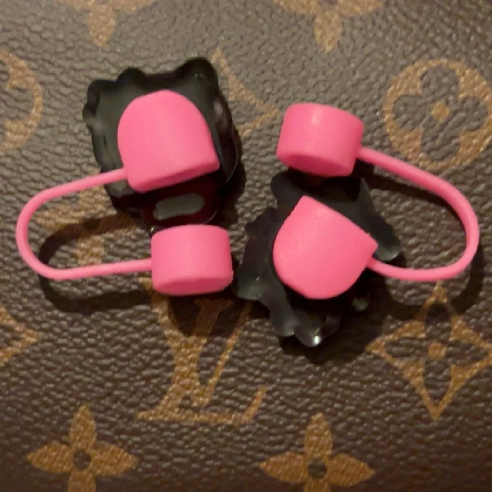 Hello kitty straw covers - Picture 2 of 2